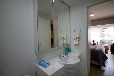 Studio para alugar com 58m², 1 quarto e 1 vaga Studio para alugar com 58m², 1 quarto e 1 vagaBanheiro Social