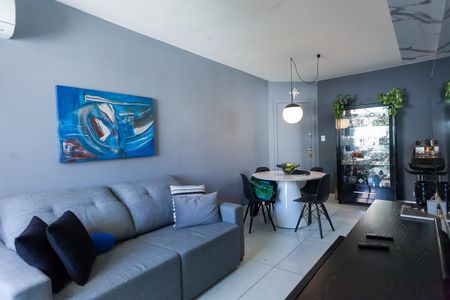 Apartamento para alugar com 70m², 2 quartos e 2 vagas Apartamento para alugar com 70m², 2 quartos e 2 vagasSala
