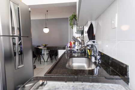 Apartamento para alugar com 70m², 2 quartos e 2 vagas Apartamento para alugar com 70m², 2 quartos e 2 vagasCozinha