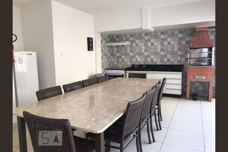 Apartamento para alugar com 70m², 2 quartos e 2 vagas Apartamento para alugar com 70m², 2 quartos e 2 vagasÁrea comum - Churrasqueira