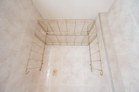 Apartamento à venda com 65m², 2 quartos e 1 vaga Apartamento à venda com 65m², 2 quartos e 1 vagaBanheiro de Serviço