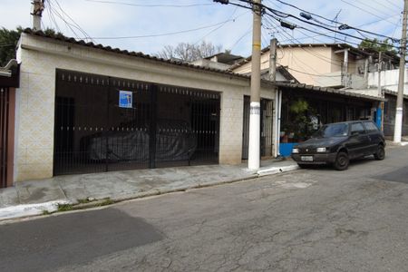 Casa à venda com 236m², 5 quartos e 2 vagasFachada
