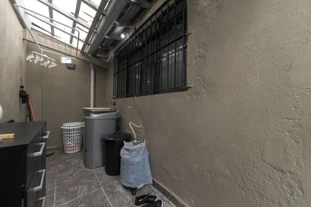 Casa à venda com 236m², 5 quartos e 2 vagasLavanderia -Casa 2