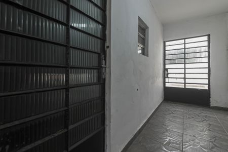 Casa à venda com 236m², 5 quartos e 2 vagasCorredor