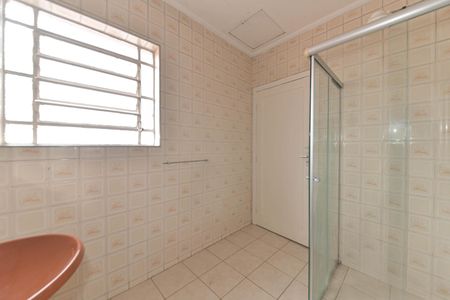 Casa para alugar com 350m², 5 quartos e 2 vagas Casa para alugar com 350m², 5 quartos e 2 vagasBanheiro da Suíte