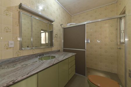 Casa para alugar com 350m², 5 quartos e 2 vagas Casa para alugar com 350m², 5 quartos e 2 vagasBanheiro 3 da Edícula