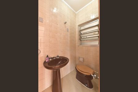 Casa para alugar com 350m², 5 quartos e 2 vagas Casa para alugar com 350m², 5 quartos e 2 vagasBanheiro 2 da Edícula