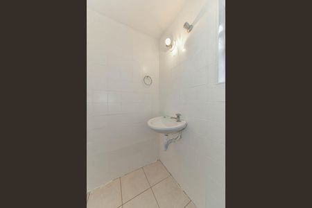 Casa para alugar com 350m², 5 quartos e 2 vagas Casa para alugar com 350m², 5 quartos e 2 vagasLavabo