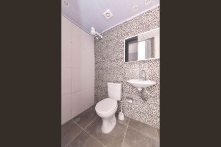 Casa para alugar com 350m², 5 quartos e 2 vagas Casa para alugar com 350m², 5 quartos e 2 vagasBanheiro 1 da Edícula