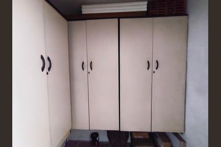 Garagem de casa à venda com 3 quartos, 183m² em Jardim da Glória, São Paulo
