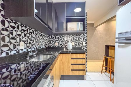 Apartamento à venda com 56m², 2 quartos e 1 vaga Apartamento à venda com 56m², 2 quartos e 1 vagaCozinha e Área de Serviço