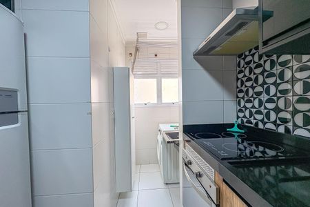 Apartamento à venda com 56m², 2 quartos e 1 vaga Apartamento à venda com 56m², 2 quartos e 1 vagaCozinha e Área de Serviço