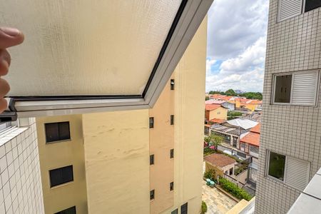 Apartamento à venda com 56m², 2 quartos e 1 vaga Apartamento à venda com 56m², 2 quartos e 1 vagaVista da Cozinha e Área de Serviço