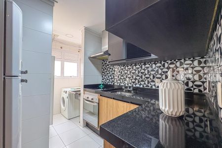 Apartamento à venda com 56m², 2 quartos e 1 vaga Apartamento à venda com 56m², 2 quartos e 1 vagaCozinha e Área de Serviço