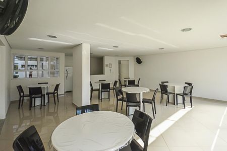 Apartamento à venda com 56m², 2 quartos e 1 vaga Apartamento à venda com 56m², 2 quartos e 1 vagaÁrea Comum