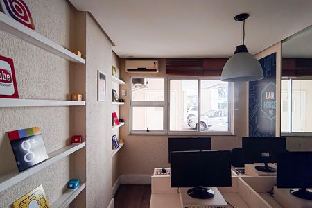 Apartamento à venda com 66m², 2 quartos e 1 vagaÁrea comum