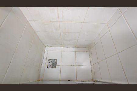 Apartamento à venda com 66m², 2 quartos e 1 vagaBanheiro Social