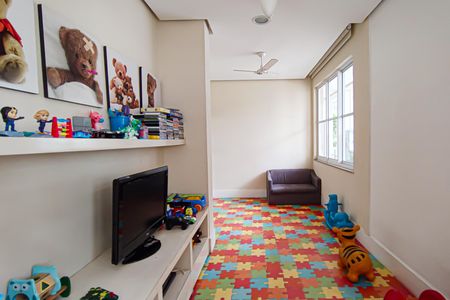 Apartamento à venda com 66m², 2 quartos e 1 vagaÁrea comum