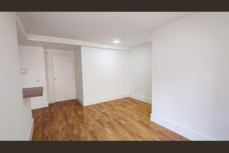 Apartamento à venda com 66m², 2 quartos e 1 vagaSala