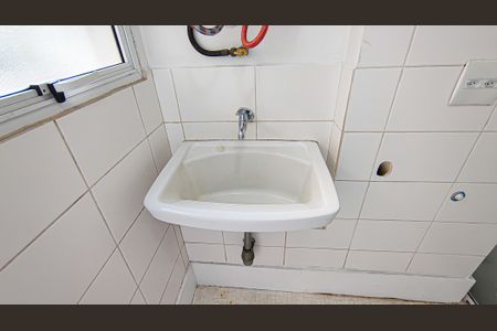 Apartamento à venda com 66m², 2 quartos e 1 vagaÁrea de Serviço