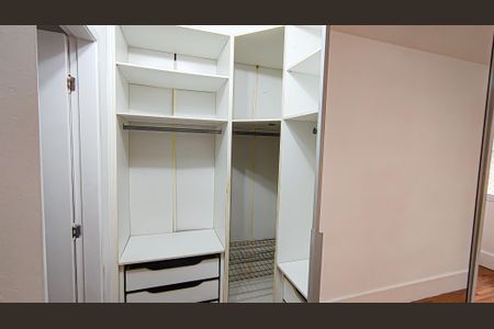 Apartamento à venda com 66m², 2 quartos e 1 vagaSuíte