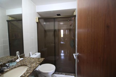 Apartamento à venda com 117m², 3 quartos e 2 vagasBanheiro Social