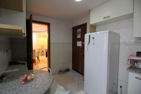 Apartamento à venda com 117m², 3 quartos e 2 vagasCozinha
