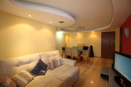 Apartamento à venda com 117m², 3 quartos e 2 vagasSala