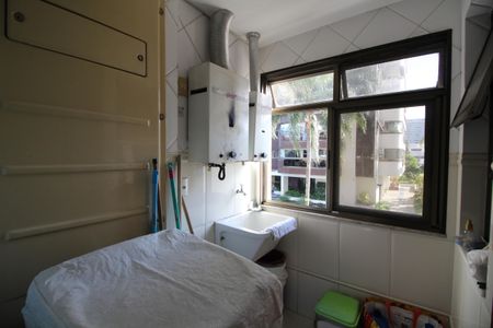 Apartamento à venda com 117m², 3 quartos e 2 vagasÁrea de Serviço