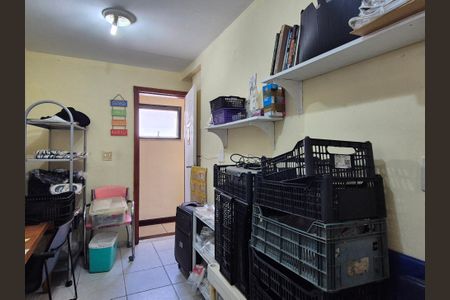 Apartamento à venda com 270m², 4 quartos e 2 vagas Apartamento à venda com 270m², 4 quartos e 2 vagasQuarto