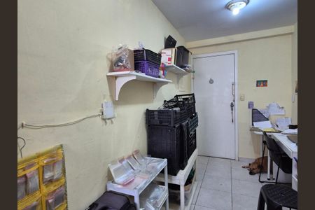 Apartamento à venda com 270m², 4 quartos e 2 vagas Apartamento à venda com 270m², 4 quartos e 2 vagasQuarto