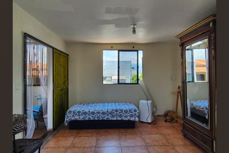 Apartamento à venda com 270m², 4 quartos e 2 vagas Apartamento à venda com 270m², 4 quartos e 2 vagasSuíte