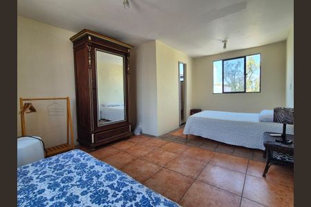 Apartamento à venda com 270m², 4 quartos e 2 vagas Apartamento à venda com 270m², 4 quartos e 2 vagasSuíte