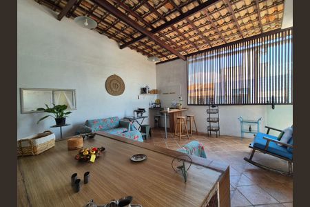 Apartamento à venda com 270m², 4 quartos e 2 vagas Apartamento à venda com 270m², 4 quartos e 2 vagasCobertura