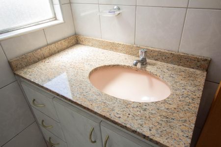 Apartamento para alugar com 54m², 2 quartos e 1 vagaBanheiro