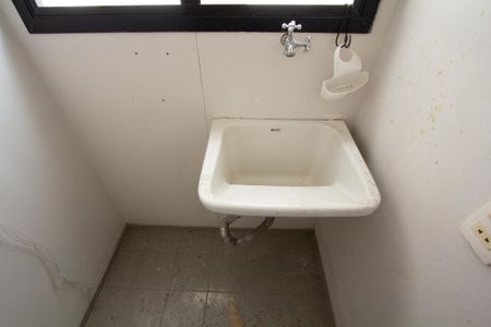 Apartamento à venda com 75m², 1 quarto e 1 vagaÁrea de Serviço