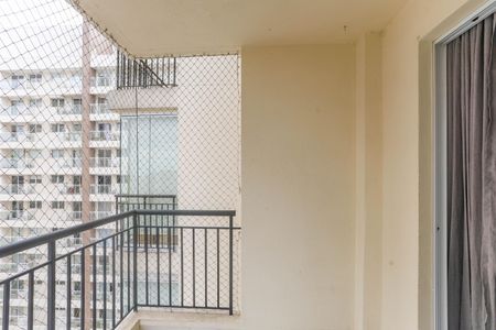 Apartamento à venda com 70m², 2 quartos e 1 vaga Apartamento à venda com 70m², 2 quartos e 1 vagaVaranda da sala