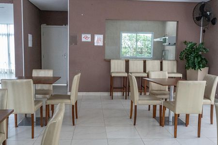 Apartamento à venda com 70m², 2 quartos e 1 vaga Apartamento à venda com 70m², 2 quartos e 1 vagaÁrea comum - Salão de festas