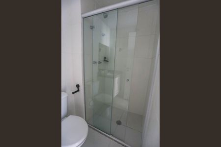 Apartamento à venda com 70m², 2 quartos e 1 vaga Apartamento à venda com 70m², 2 quartos e 1 vagaBanheiro da Suíte