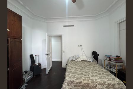 Apartamento à venda com 240m², 5 quartos e sem vaga