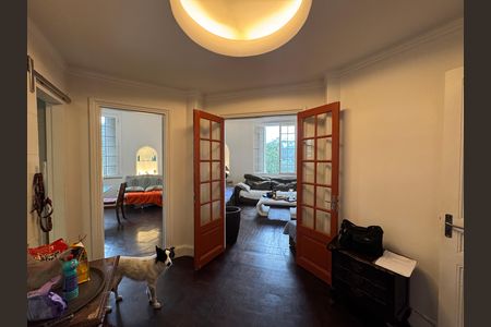 Apartamento à venda com 240m², 5 quartos e sem vaga
