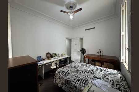 Apartamento à venda com 240m², 5 quartos e sem vaga