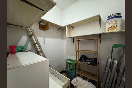 Apartamento à venda com 240m², 5 quartos e sem vaga