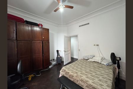 Apartamento à venda com 240m², 5 quartos e sem vaga