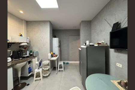 Apartamento à venda com 240m², 5 quartos e sem vaga