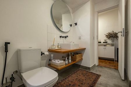Apartamento à venda com 115m², 3 quartos e 1 vaga Apartamento à venda com 115m², 3 quartos e 1 vagaBanheiro da Suíte