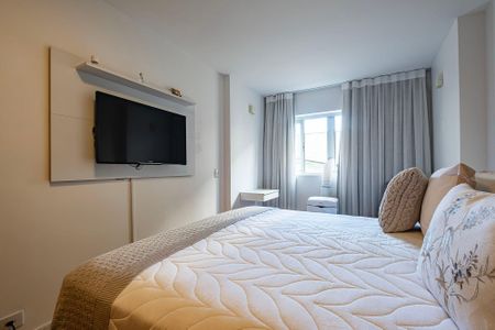 Apartamento à venda com 115m², 3 quartos e 1 vaga Apartamento à venda com 115m², 3 quartos e 1 vagaSuíte