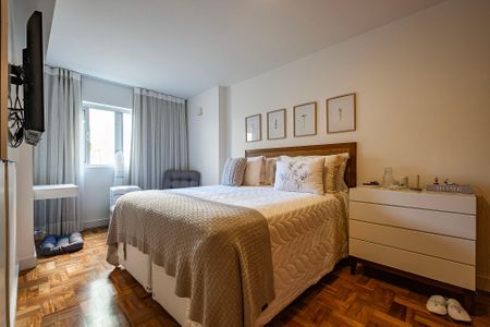Apartamento à venda com 115m², 3 quartos e 1 vaga Apartamento à venda com 115m², 3 quartos e 1 vagaSuíte