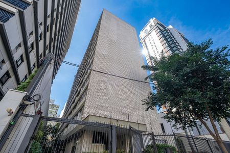 Apartamento à venda com 115m², 3 quartos e 1 vaga Apartamento à venda com 115m², 3 quartos e 1 vagaFachada