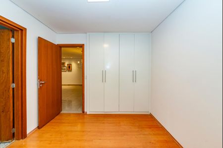 Apartamento à venda com 60m², 2 quartos e 2 vagasSuíte 2
